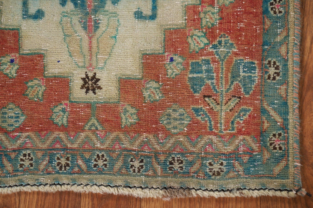 Square Abadeh Persian Rug 2x2