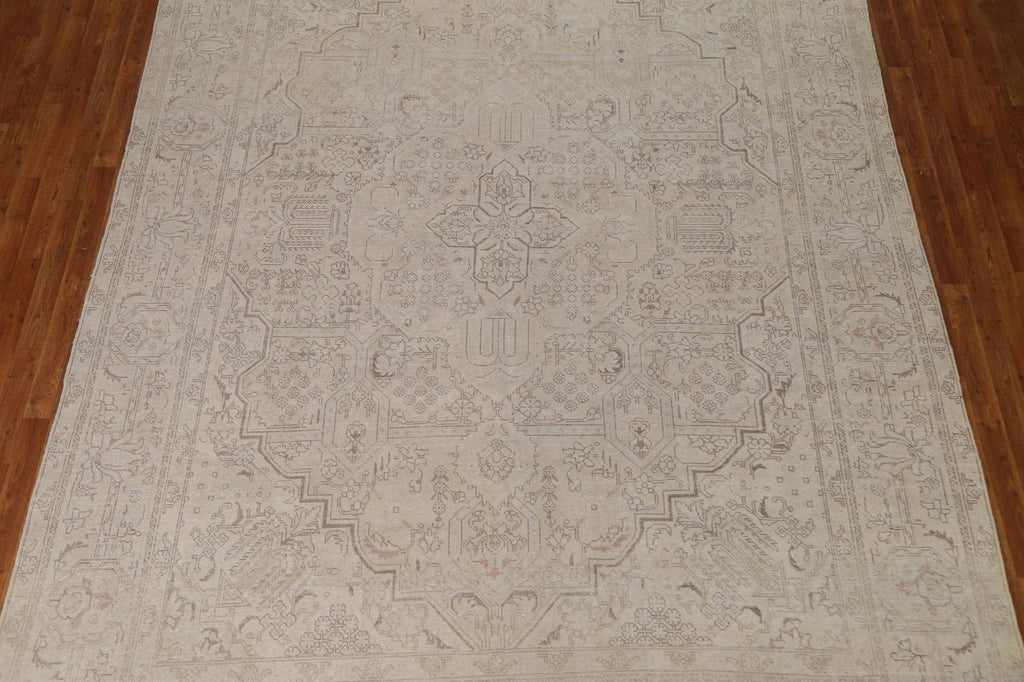 Distressed Tabriz Persian Area Rug 9x13