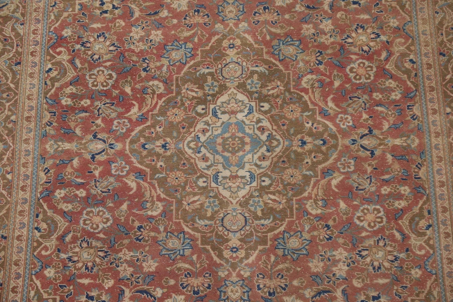 Traditional Kashan Persian Area Rug 7x10