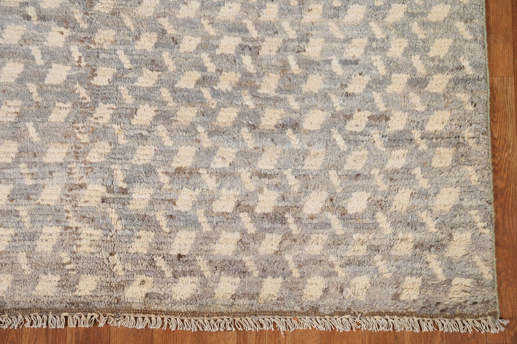 All-Over Moroccan Wool Area Rug 5x8