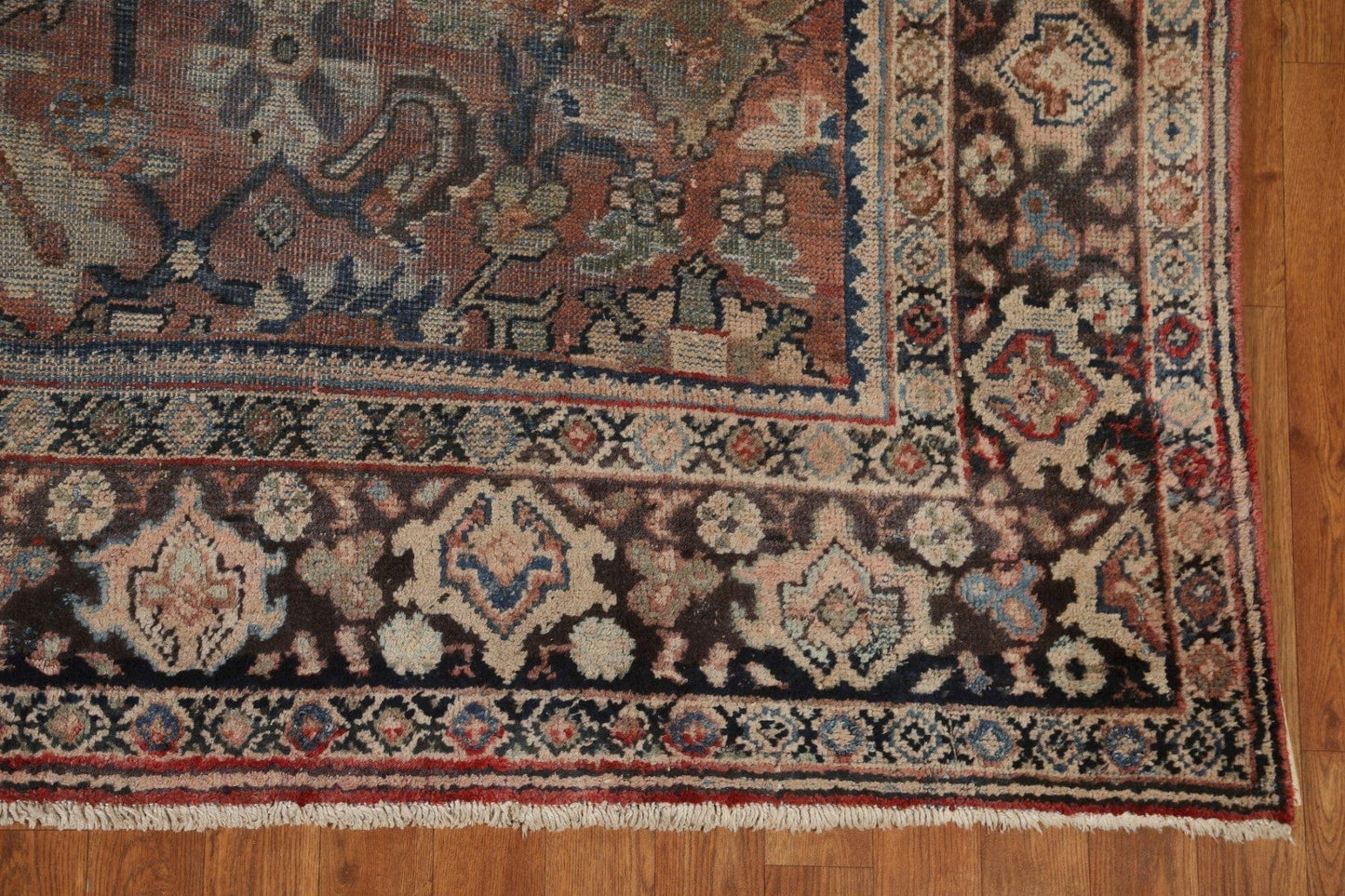 Antique Mahal Persian Area Rug 7x9