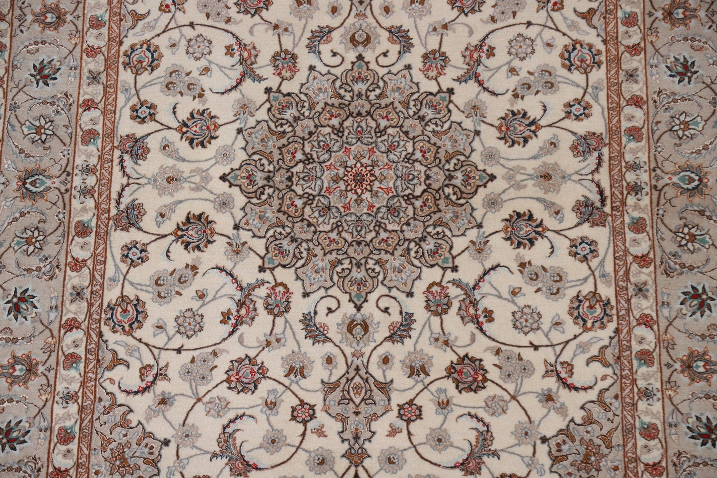 Wool & Silk Isfahan Persian Area Rug 5x8