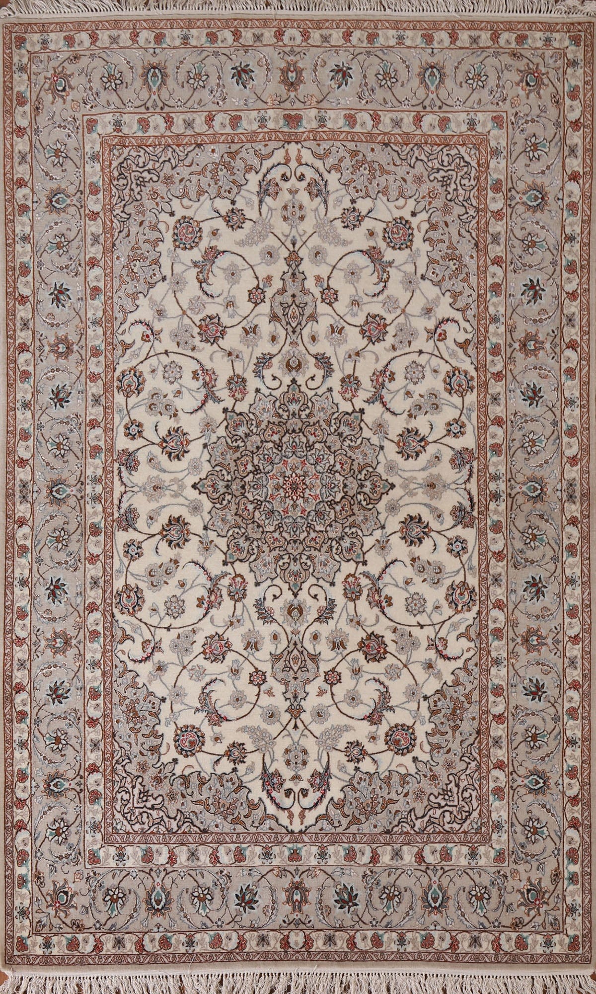 Wool & Silk Isfahan Persian Area Rug 5x8