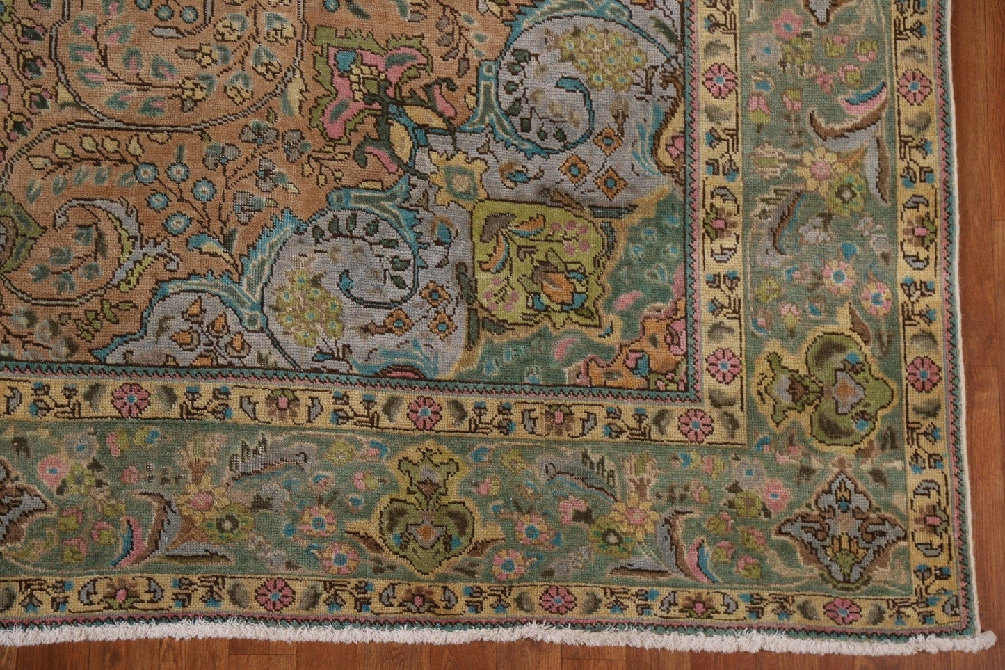 Vintage Floral Tabriz Persian Area Rug 8x11