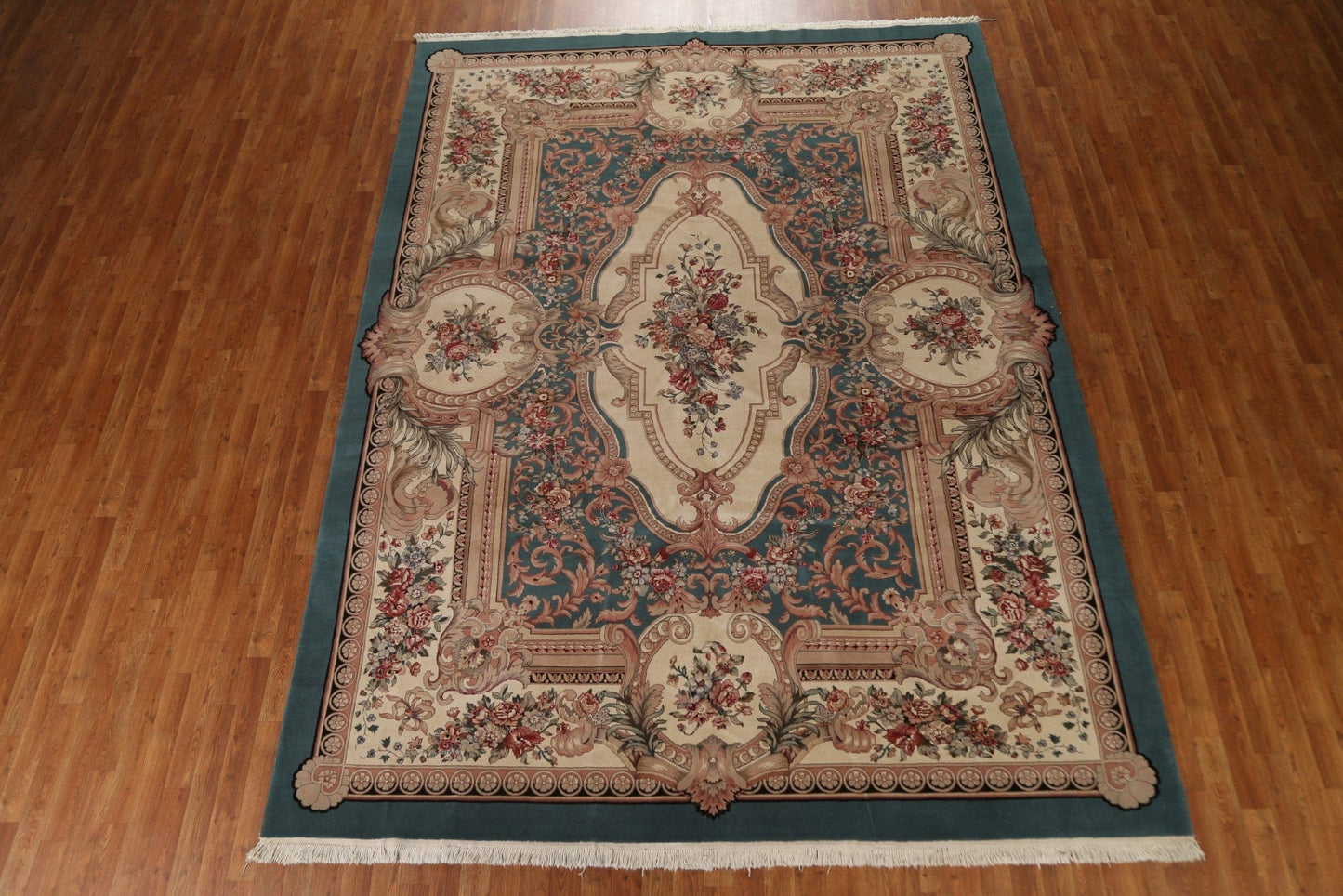 Green/ Beige Aubusson Vegetable Dye Area Rug 9x12