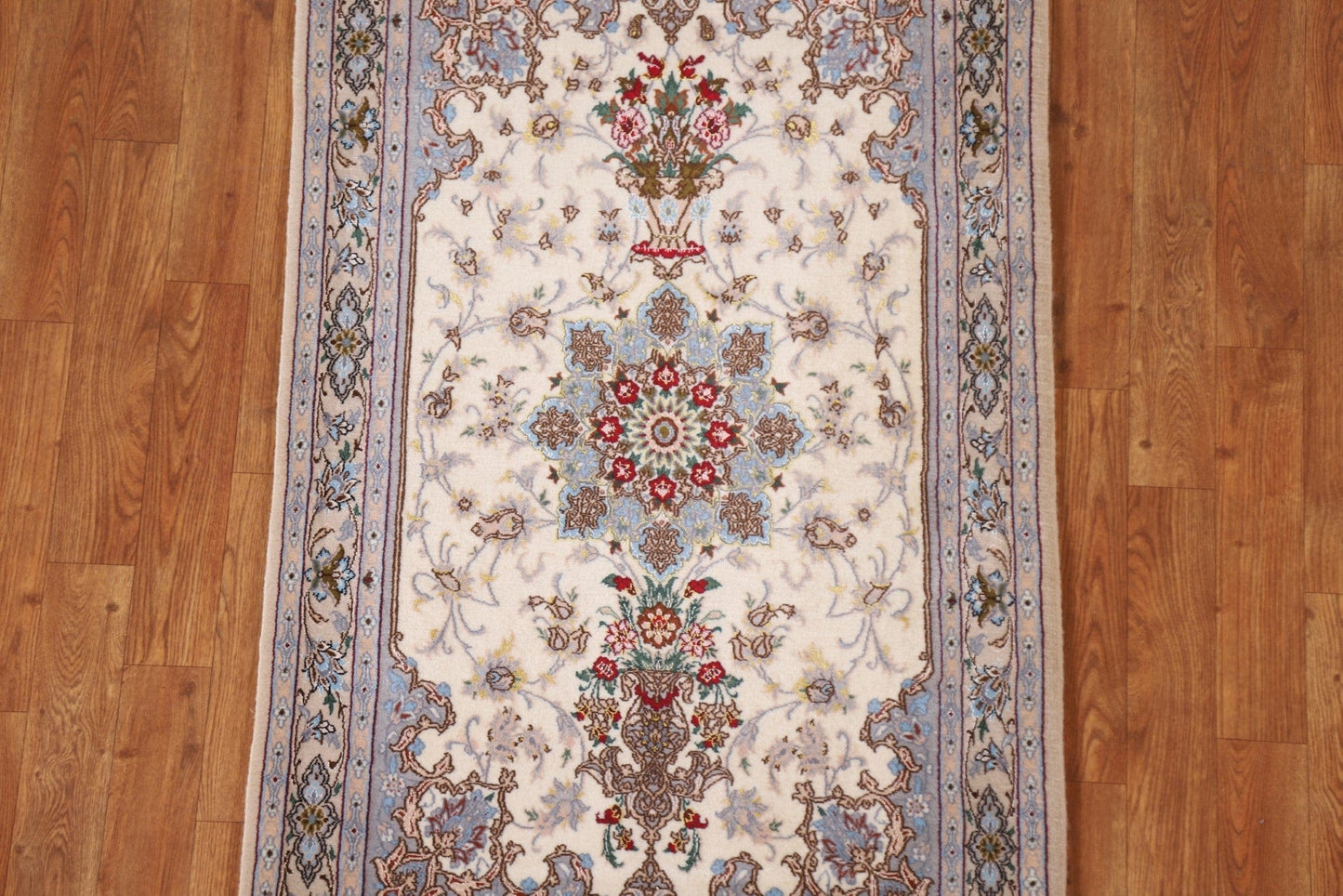 Vegetable Dye Wool & Silk Isfahan Persian Rug 3x4