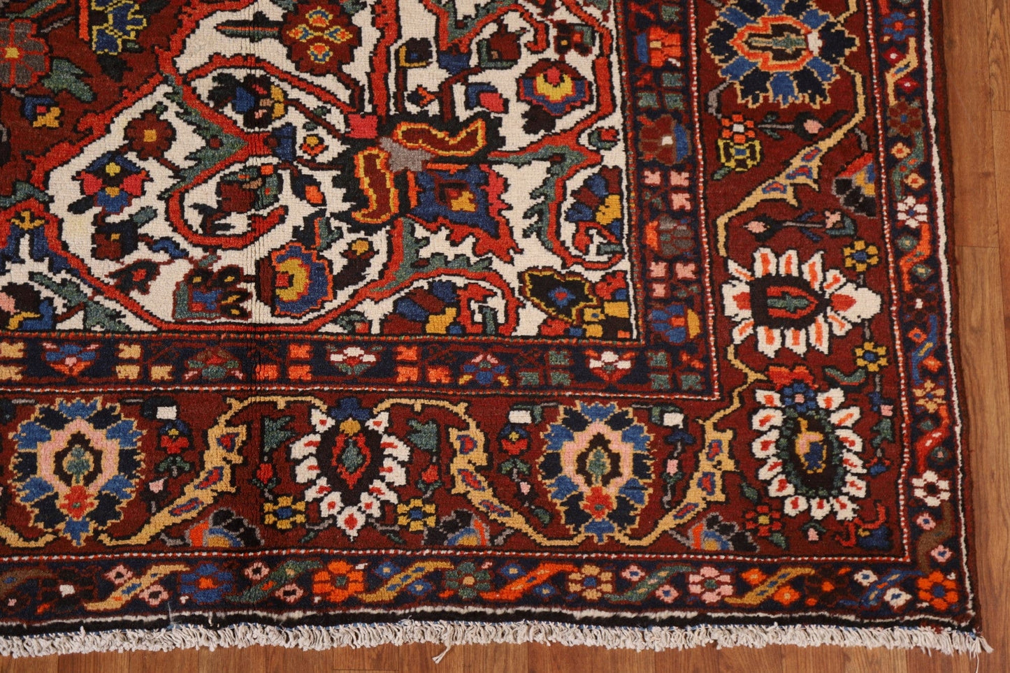 Vegetable Dye Bakhtiari Persian Area Rug 10x13