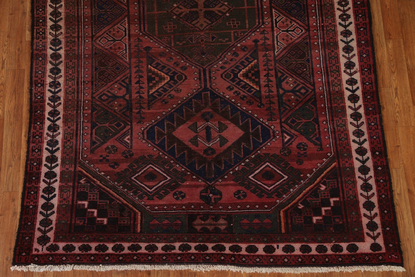 Antique Qashqai Persian Area Rug 5x8