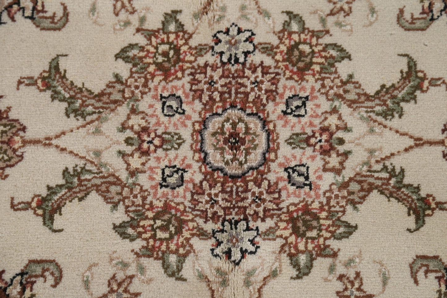 Round Tabriz Floral Area Rug 8x8