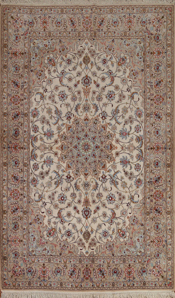 Wool & Silk Isfahan Persian Area Rug 5x8