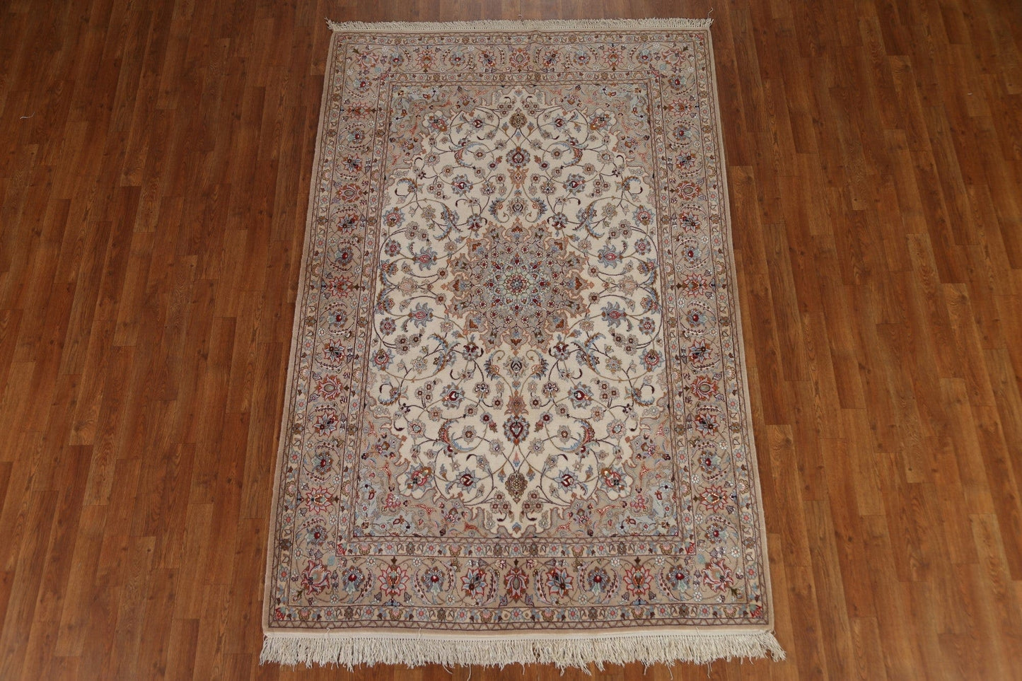 Wool & Silk Isfahan Persian Area Rug 5x8