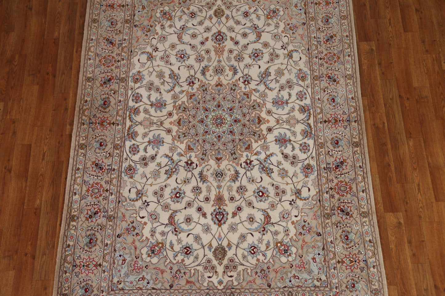 Wool & Silk Isfahan Persian Area Rug 5x8