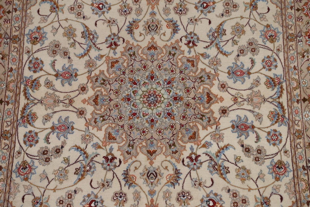 Wool & Silk Isfahan Persian Area Rug 5x8