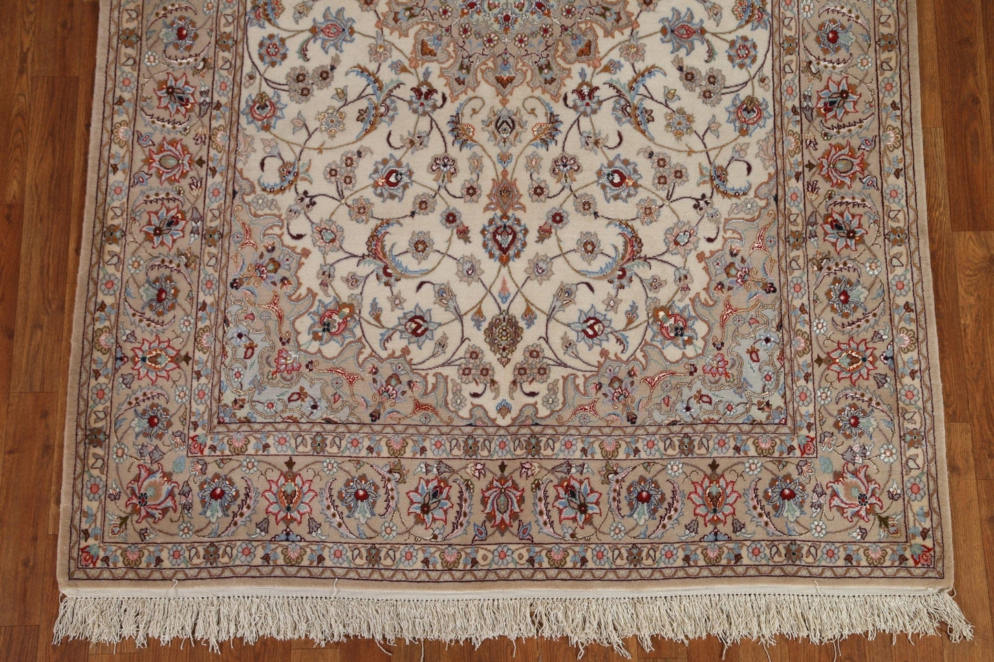 Wool & Silk Isfahan Persian Area Rug 5x8