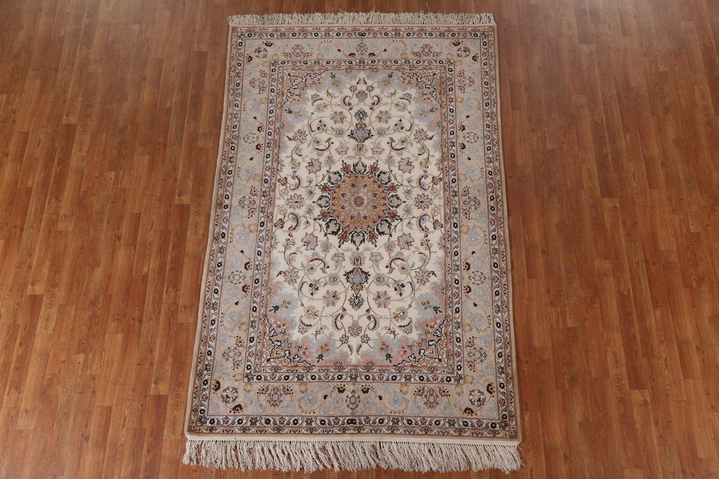 Wool & Silk Isfahan Persian Area Rug 5x8