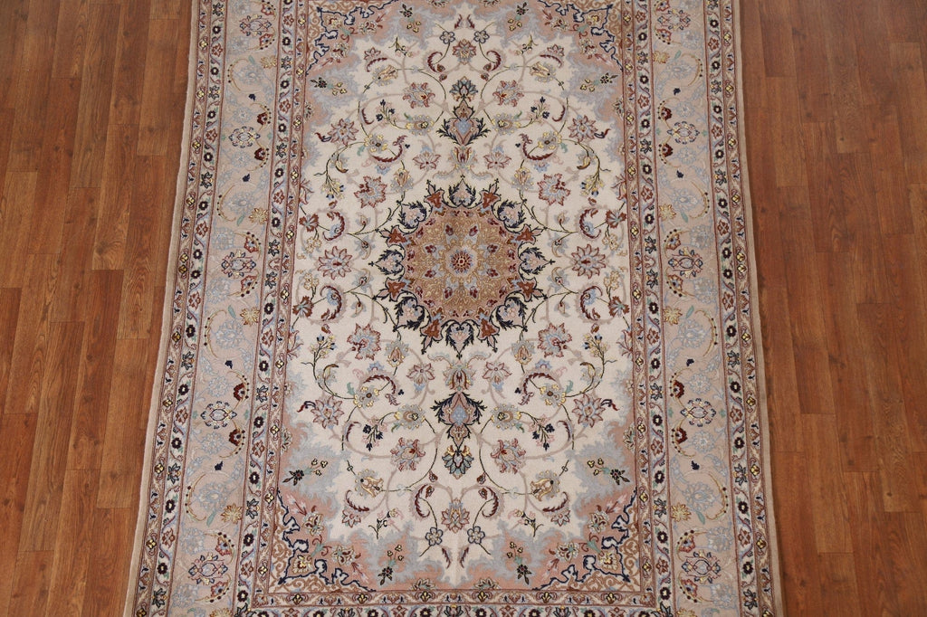 Wool & Silk Isfahan Persian Area Rug 5x8