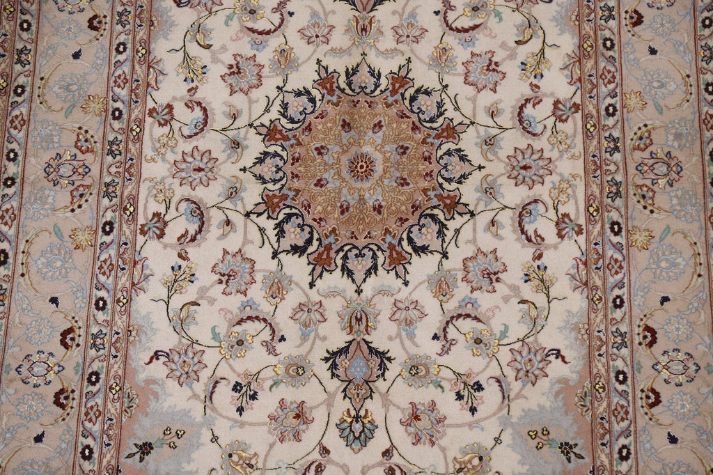 Wool & Silk Isfahan Persian Area Rug 5x8