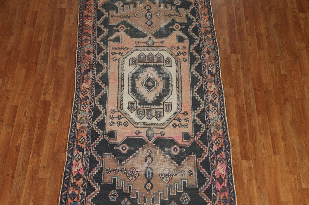 Geometric Hamedan Persian Runner Rug 4x9