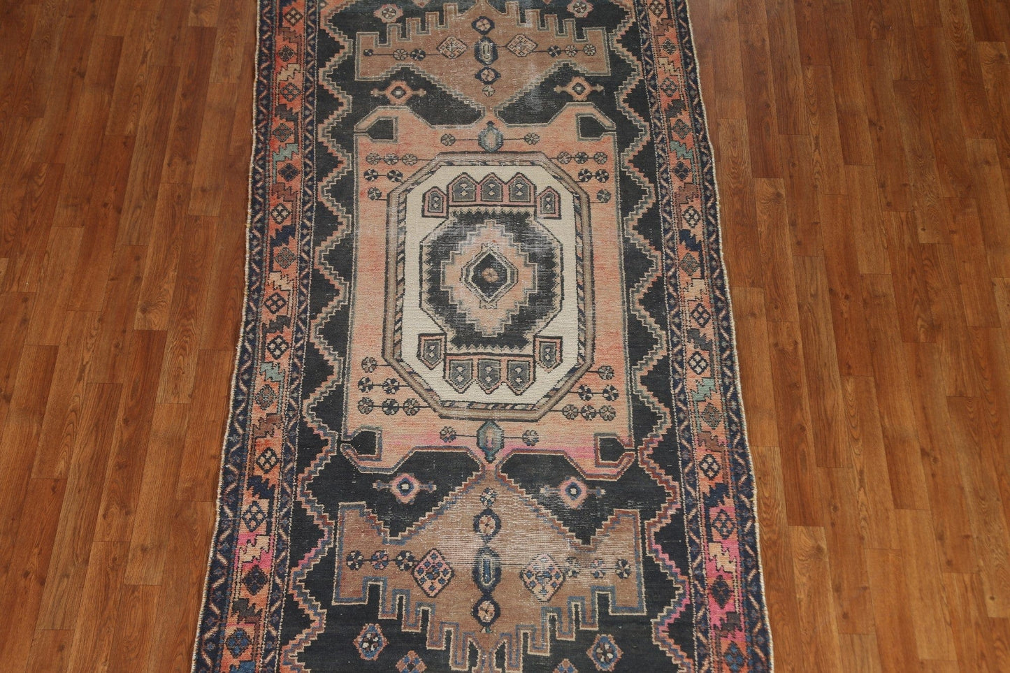 Geometric Hamedan Persian Runner Rug 4x9