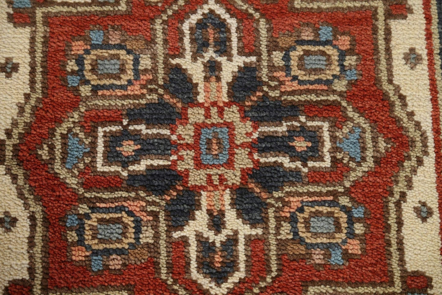 Geometric Heriz Serapi Runner Rug Wool 3x8