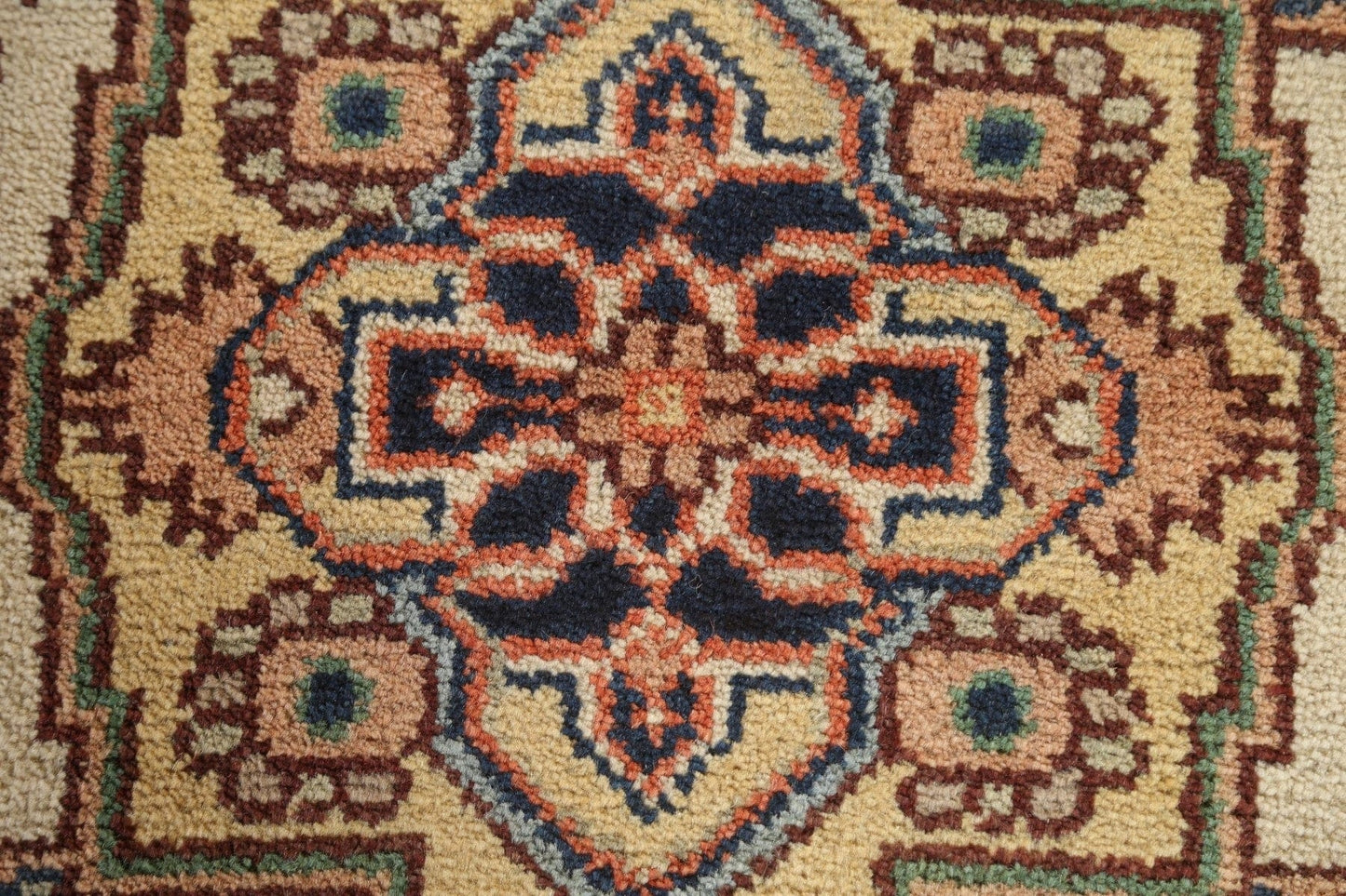 Geometric Heriz Serapi Rug 3x6