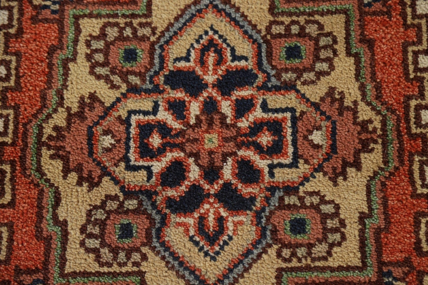 Geometric Heriz Serapi Runner Rug 3x8