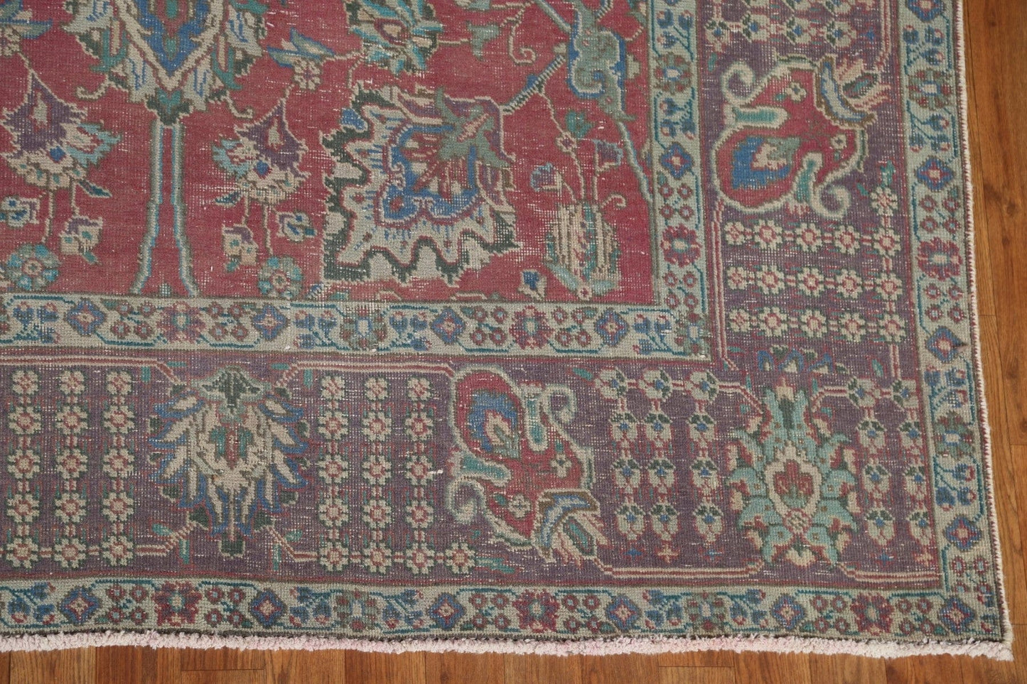 Floral Vintage Tabriz Persian Area Rug 10x12