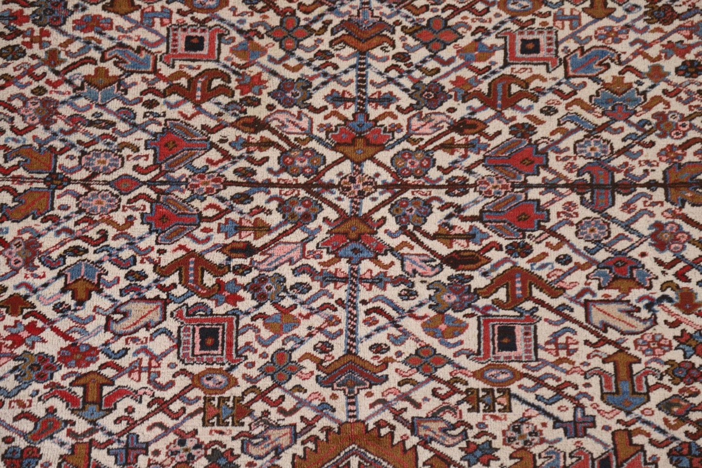 All-Over Heriz Persian Area Rug 7x10