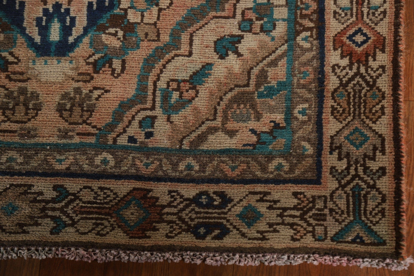 Floral Lilian Persian Runner Rug 3x9