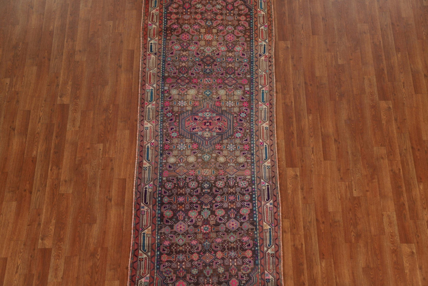 Handmade Zanjan Persian Runner Rug 3x9