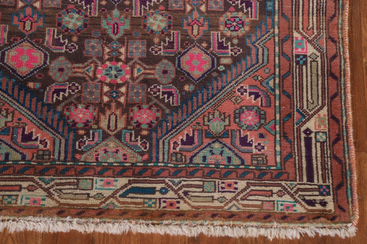 Handmade Zanjan Persian Runner Rug 3x9