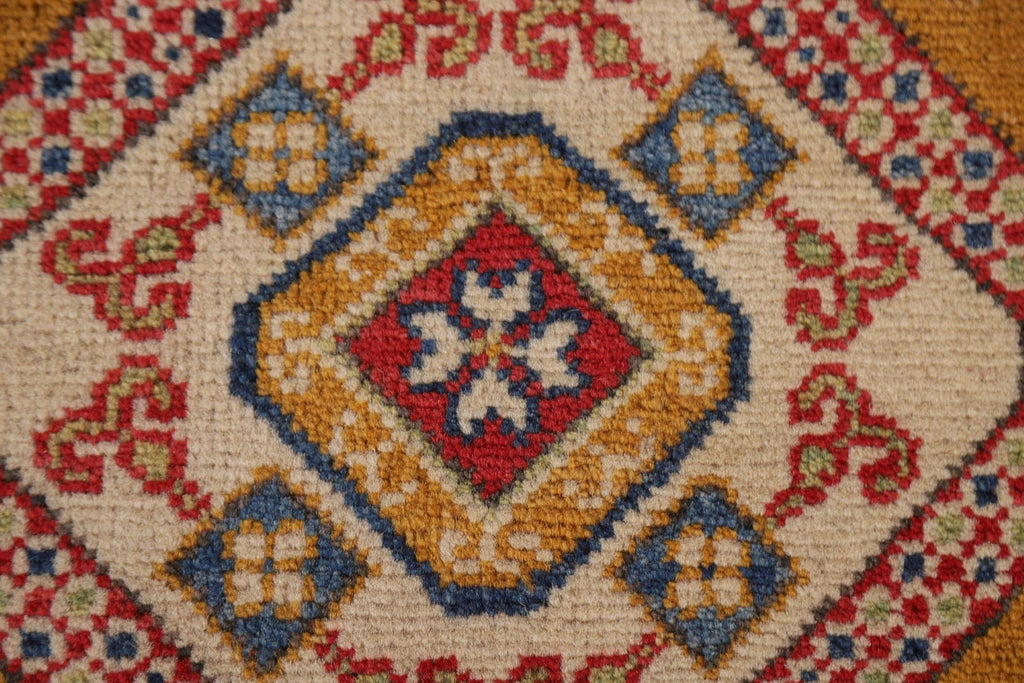 Geometric Kazak Round Area Rug 3x3