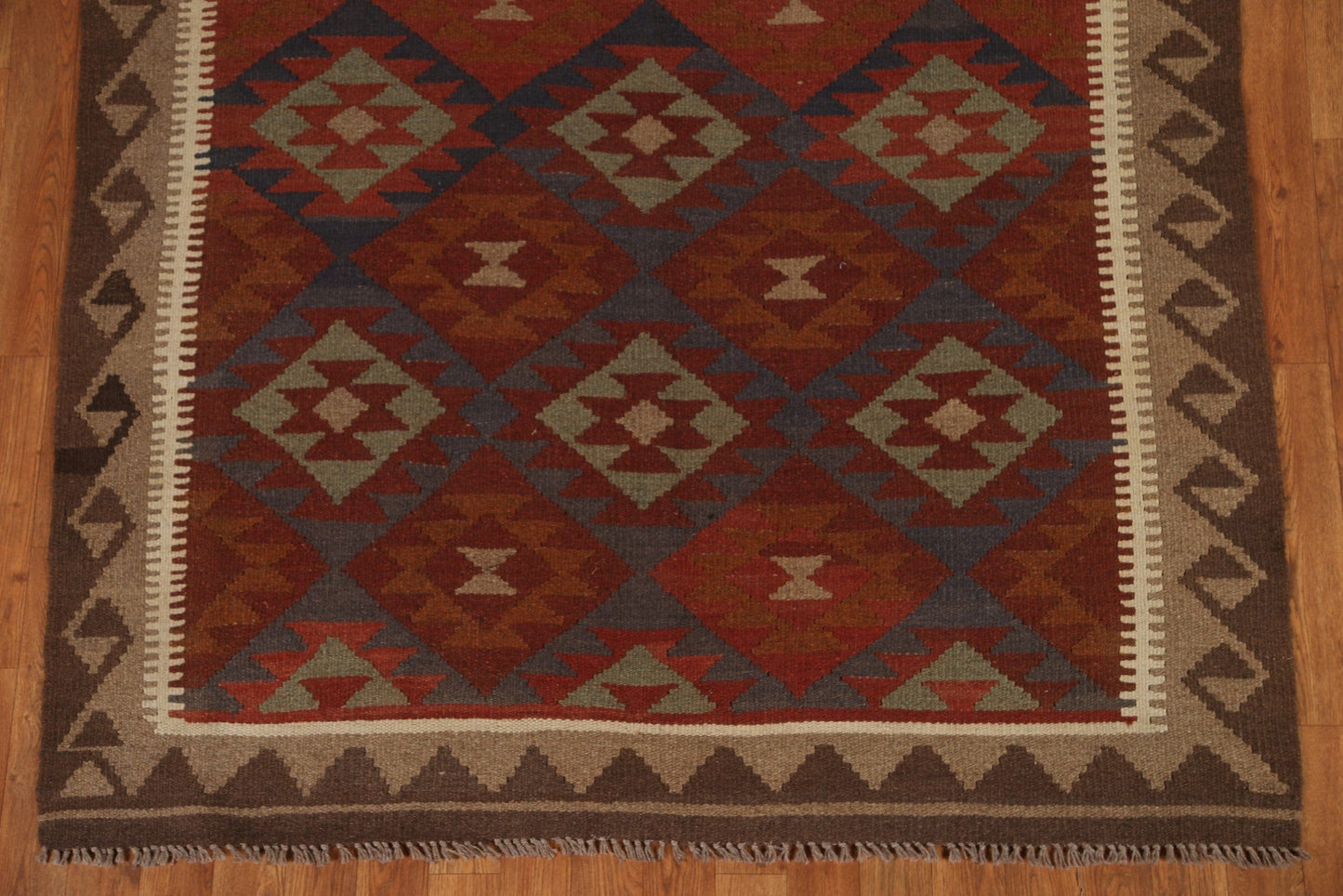 Hand Woven Wool Kilim Area Rug 5x7