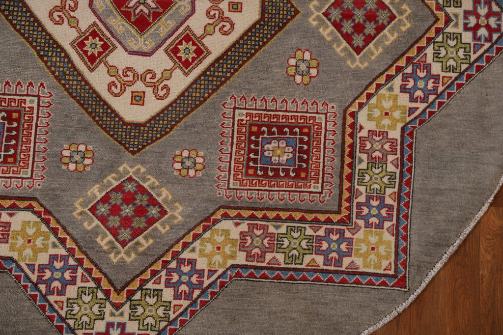 Geometric Kazak Round Area Rug 7x7