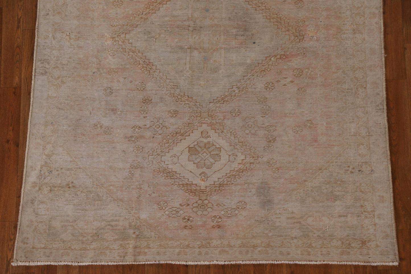 Distressed Shiraz Persian Area Rug 5x6