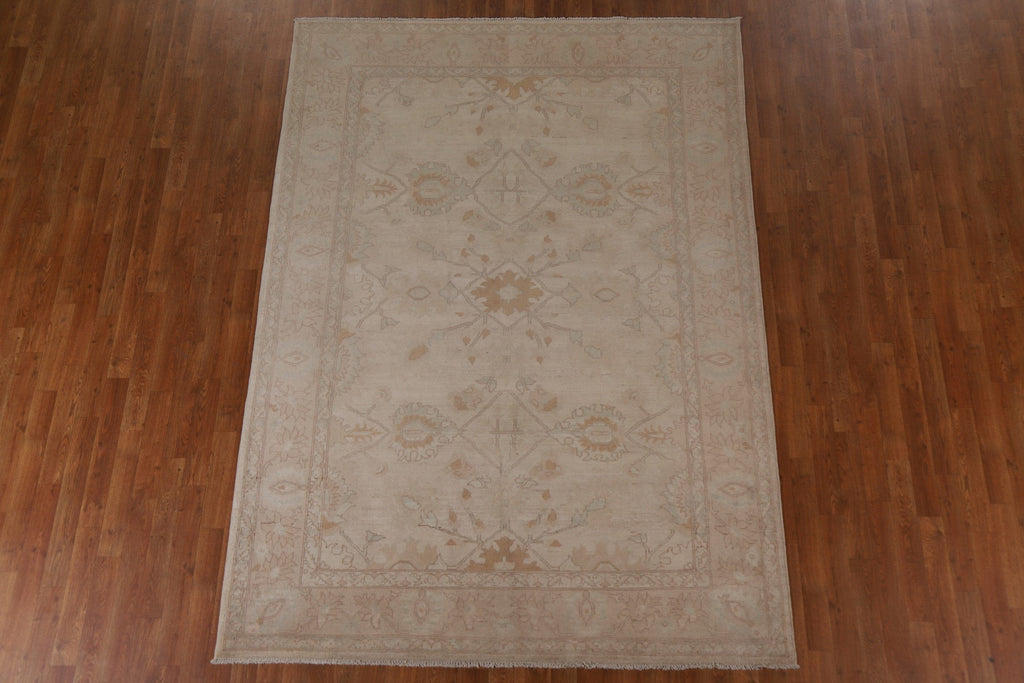 Hand-Knotted Wool Oushak Turkish Area Rug 6x9