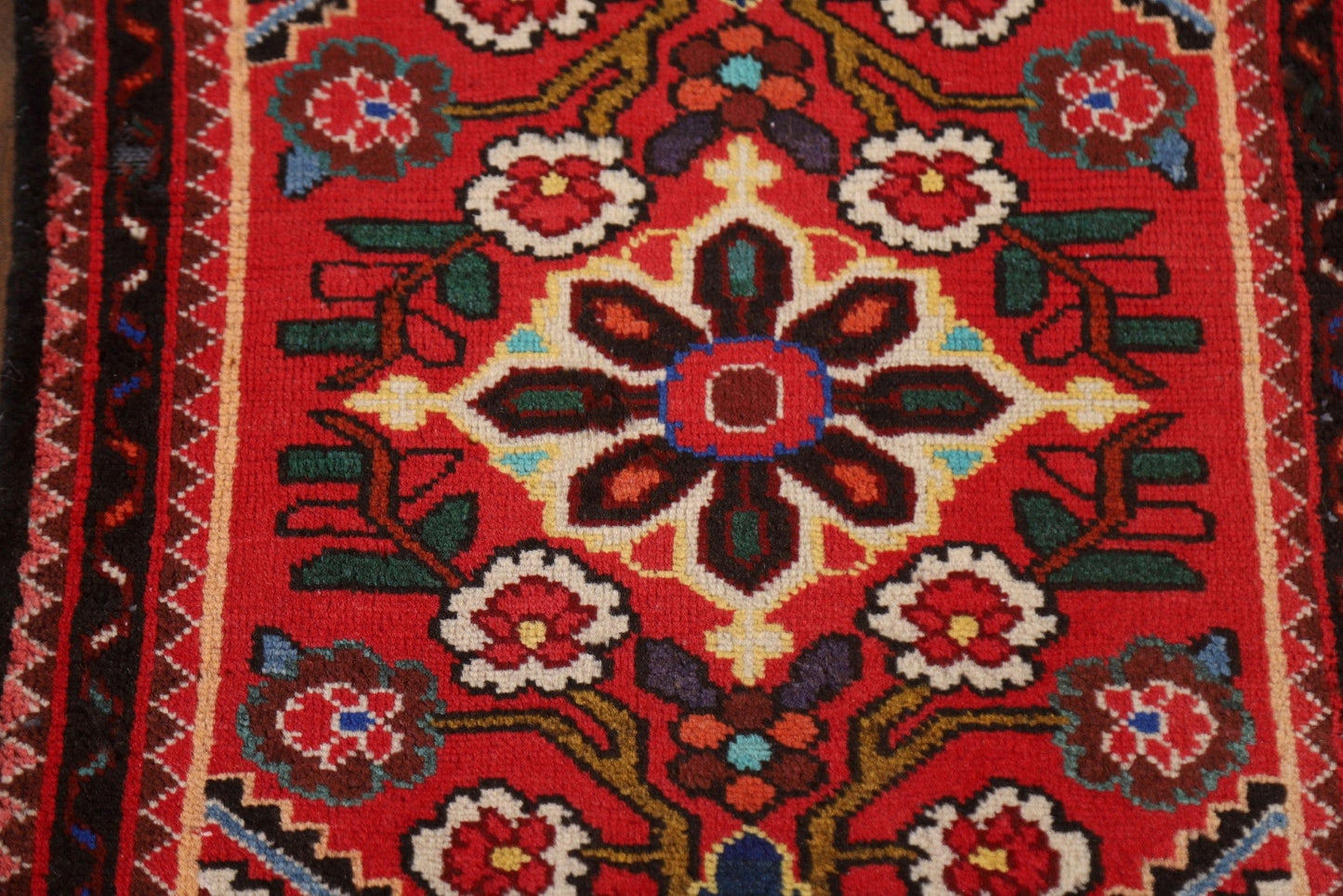 Floral Red Lilian Persian Wool Rug 2x3