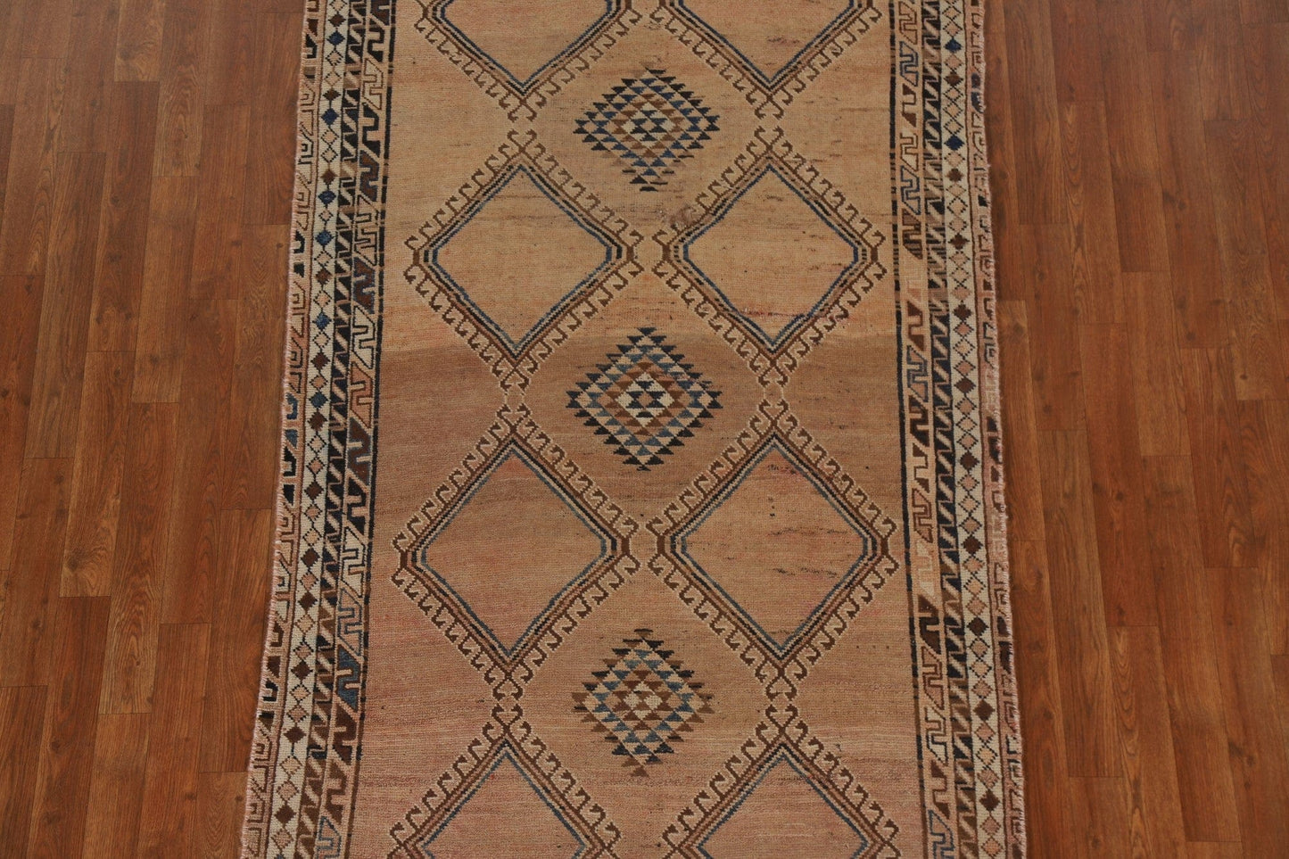 Geometric Lori Persian Area Rug 4x8