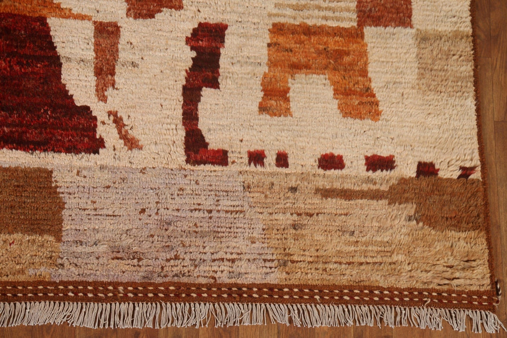 Hand-Knotted Wool Moroccan Area Rug 7x10