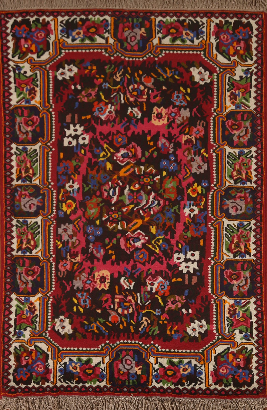 Victorian Style Bakhtiari Persian Area Rug 3x5