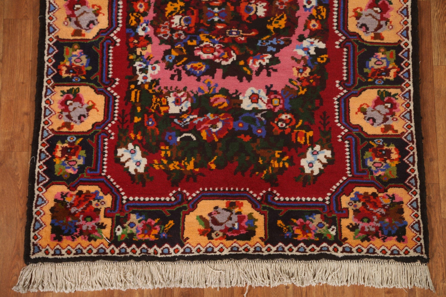 Wool Bakhtiari Persian Area Rug 4x5