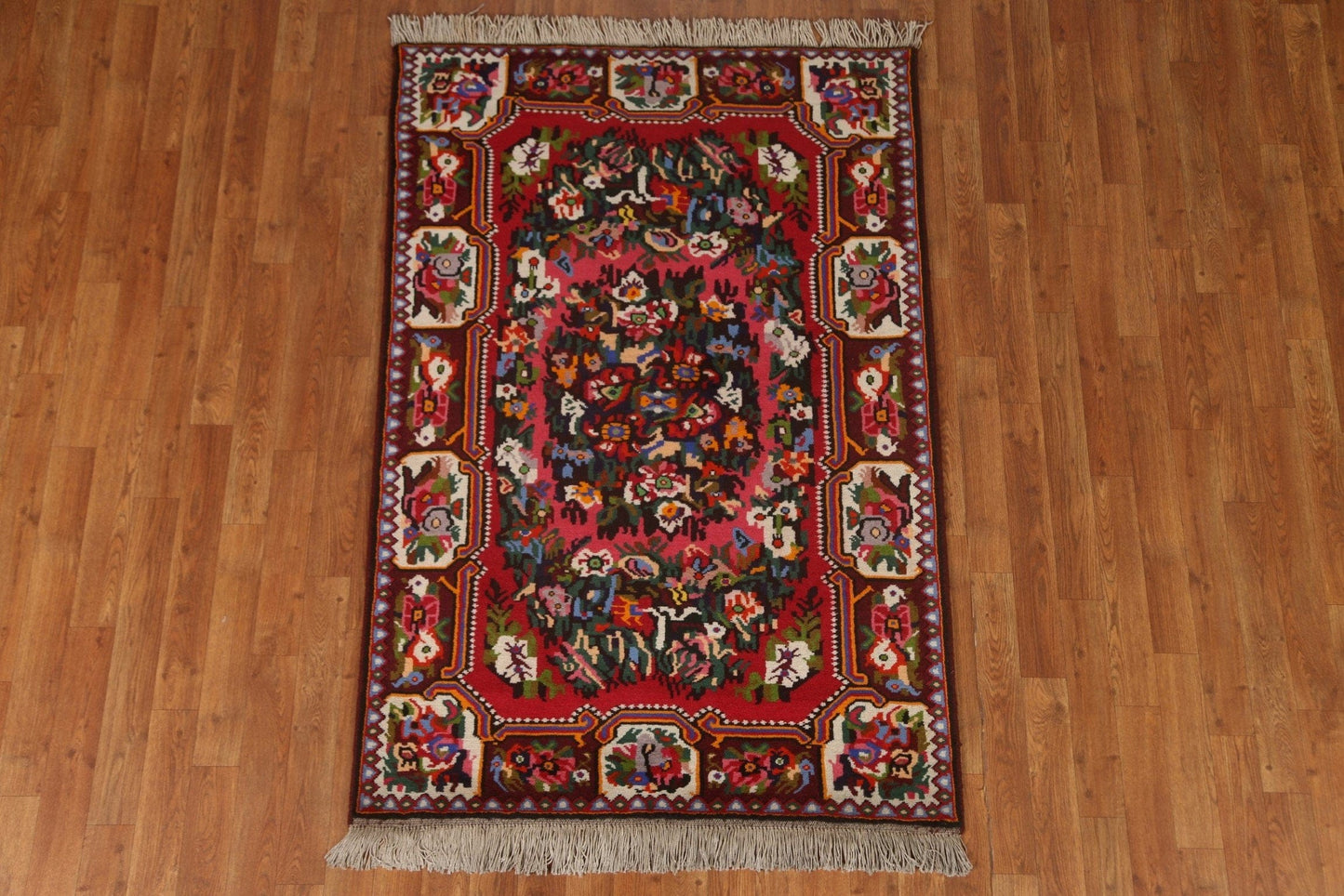 Victorian Style Bakhtiari Persian Area Rug 4x5