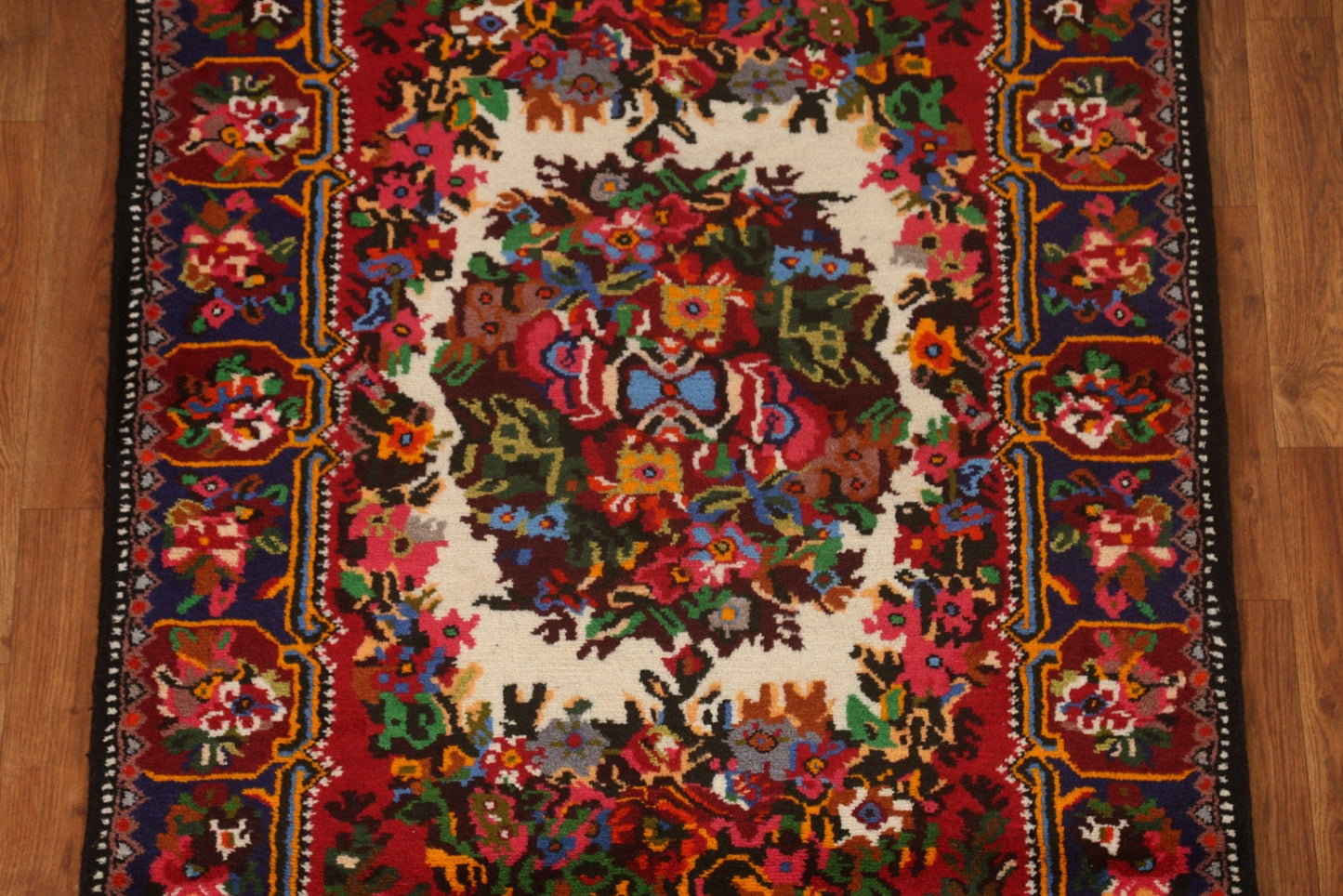 Floral Bakhtiari Persian Area Rug 3x5