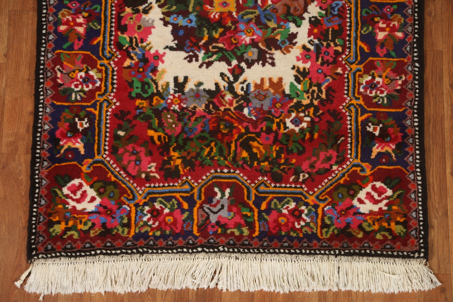 Floral Bakhtiari Persian Area Rug 3x5