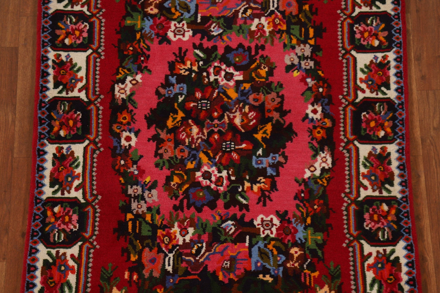 Victorian Style Bakhtiari Persian Area Rug 3x5