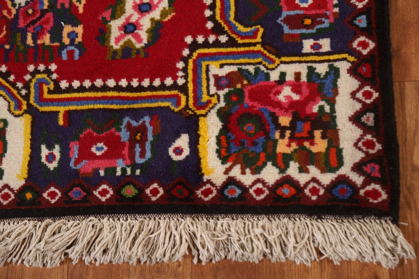 Floral Bakhtiari Persian Area Rug 4x5