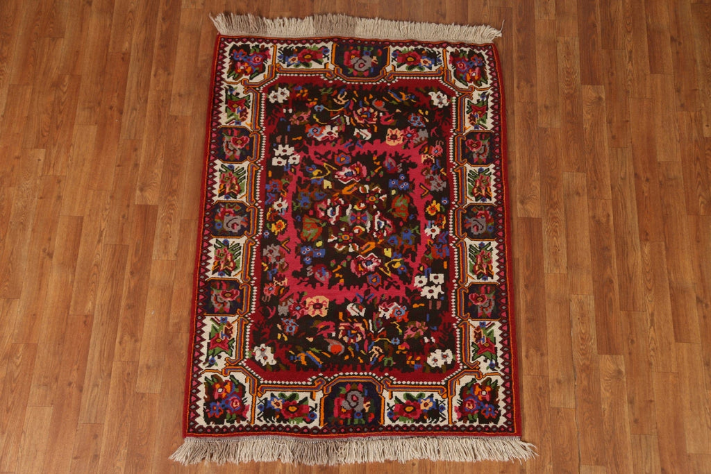 Hand-Knotted Bakhtiari Persian Area Rug 4x5