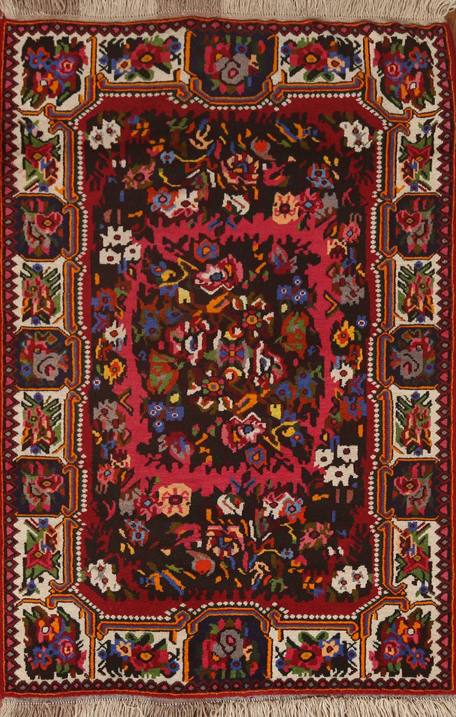 Hand-Knotted Bakhtiari Persian Area Rug 4x5