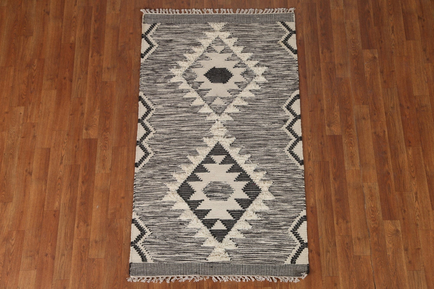 Ivory/ Black Durrie Kilim Oriental Area Rug 3x5