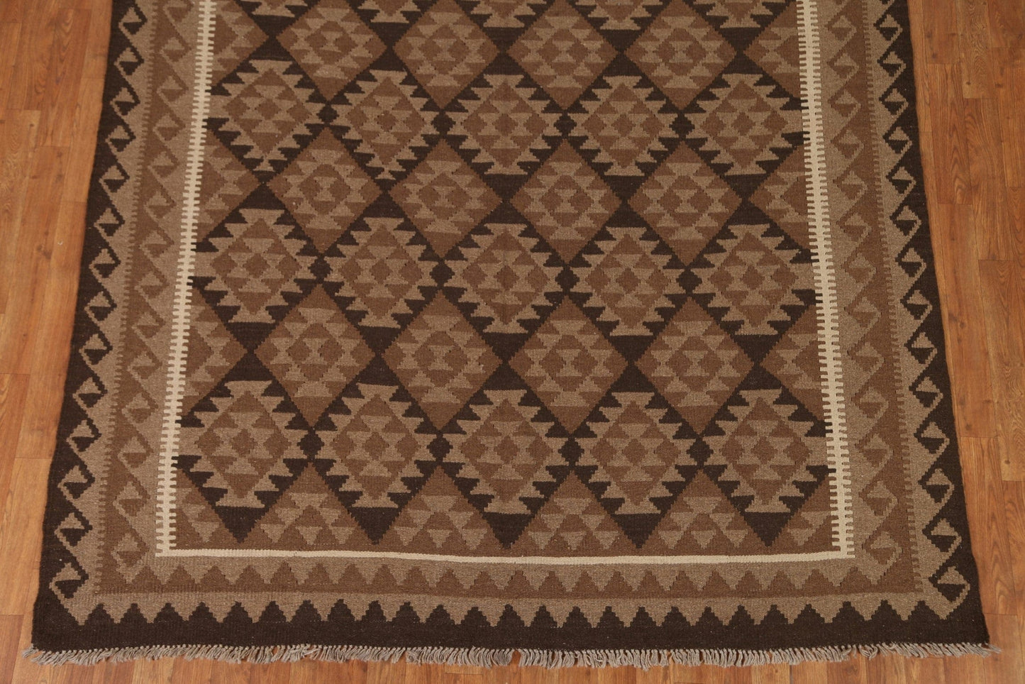 Hand-Woven Wool Kilim Area Rug 7x10